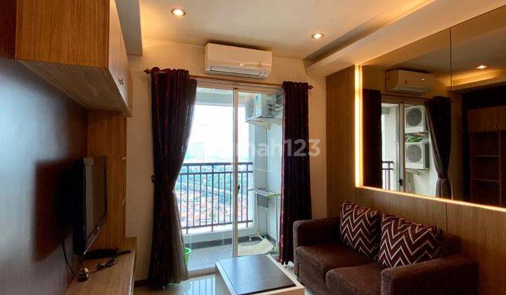 Sewa Apartemen Thamrin Executive 2 Bedroom Lantai Sedang Furnished 1
