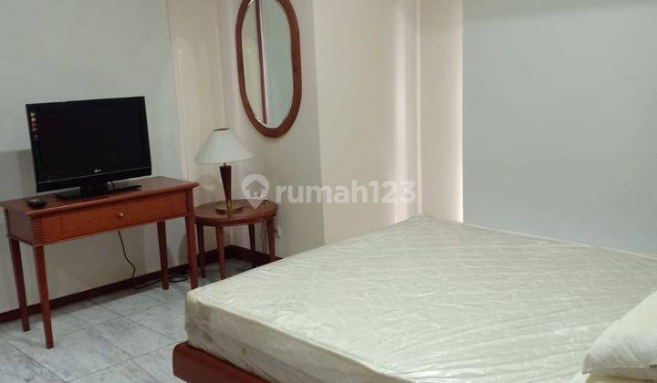 Sewa Apartemen Pavilion 3 Bedroom Full Furnished Lantai Sedang 2