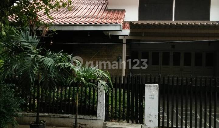 Dijual Rumah di Cikini Menteng Daerah Elite Tenang Aman Asri 2