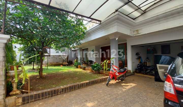 Dijual Rumah di Taman Radio Dalam 5 Kamar Tidur Aman Dan Nyaman 2