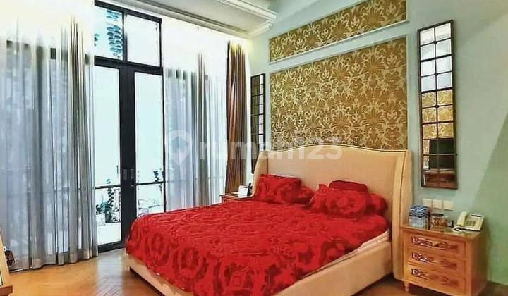Dijual Rumah di Golf Lake Residence 4 Kamar Tidur Sudah Renov Full 2