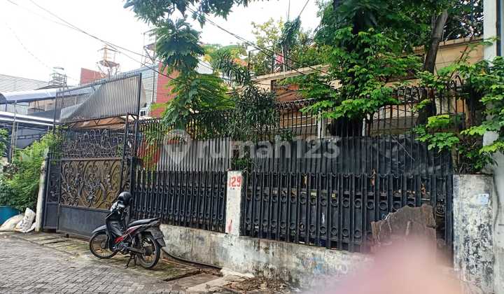 Dijual Rumah di Kemayoran 2 Lantai Cocok Untuk Gudang, Kost, Rumah
