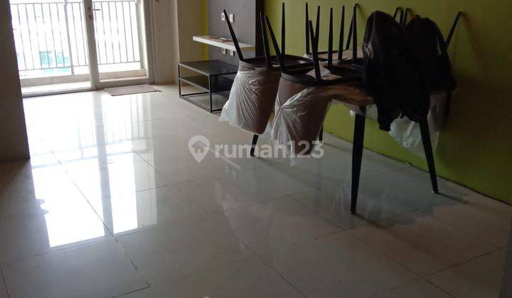 Sewa Apartemen Sudirman Park 2 Bedroom Lantai Tinggi Unfurnished 1