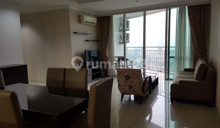 Sewa Apartemen Denpasar Residence 3 Bedroom Lantai Sedang Furnished 2