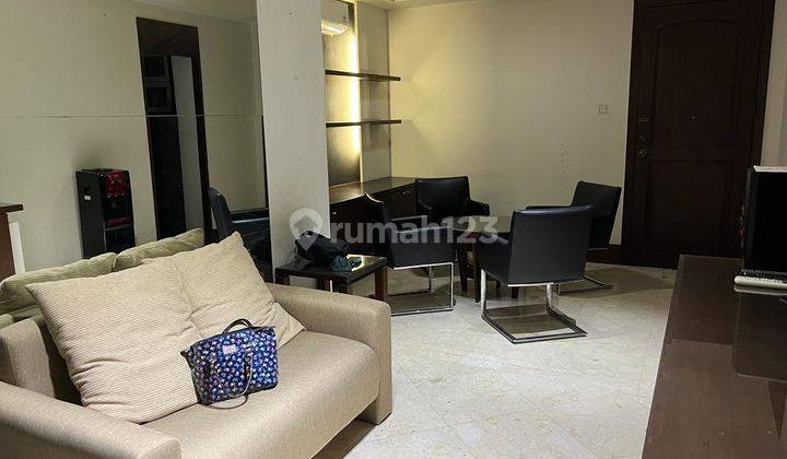 Sewa Apartemen Bellagio Residence 2 Bedroom Lantai Tengah Furnished 1