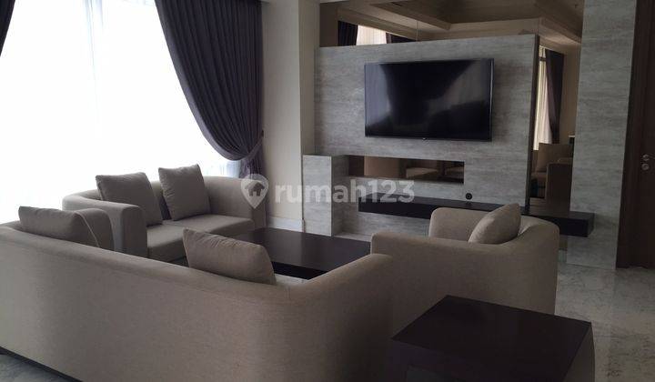 Jual Apartemen Botanica 2 Bedroom Fully Furnished View Pool 1