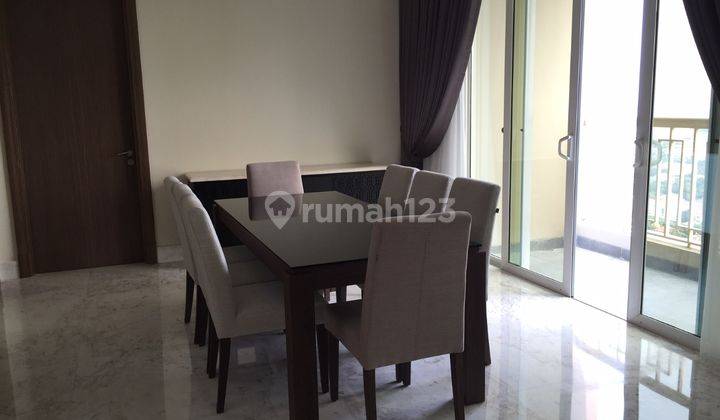 Jual Apartemen Botanica 2 Bedroom Fully Furnished View Pool 2