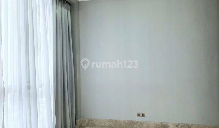 Jual Apartemen District 8 Senopati 4 Bedroom Lantai Tinggi Furnished 2