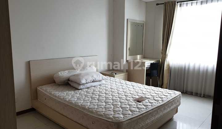Sewa Apartemen Thamrin Executive 2 Bedroom Lantai Tinggi Furnished 2