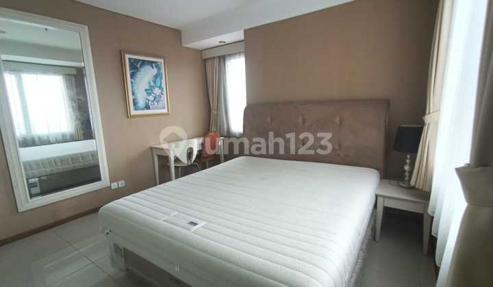 Sewa Apartemen Thamrin Executive 2 Bedroom Lantai Tinggi Furnished 2