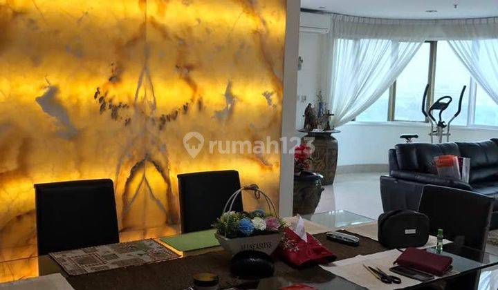 Jual Apartemen Park Royale Executive Suites 3 Bedroom Furnished Bagus 2