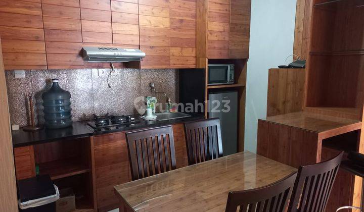 Dijual Apartemen Cosmo Mansion 2 Bedroom Lantai Tinggi Furnished 2