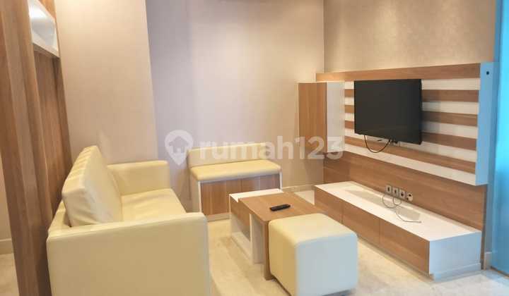 Disewakan Apartemen Residence 8 Senopati 2 Bedroom Lantai Tinggi Furnished