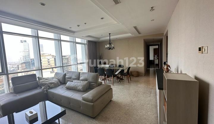 Disewakan Apartemen Oakwood Premier Cozmo 2 Bedroom Lantai Tinggi Furnished