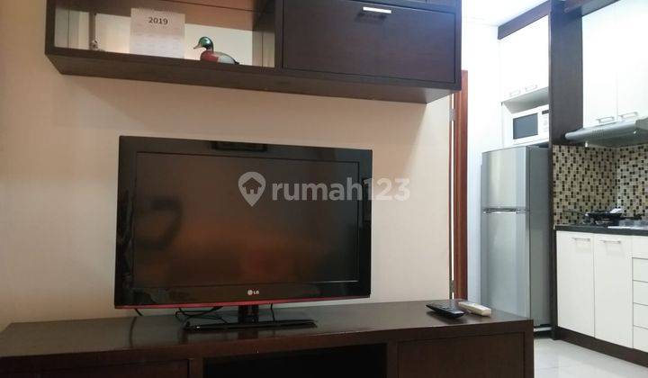 Disewakan Apartemen Thamrin Residence 1 Bedroom Lantai Sedang Furnished 2