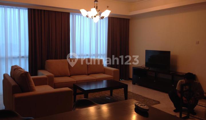 Disewakan Apartemen Bellagio Residences 3 Bedroom Tower A Lantai Tinggi Furnished