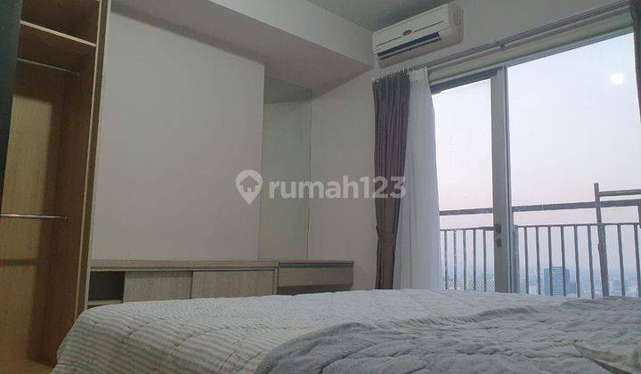 Dijual Apartemen Cosmo Mansion 1 Bedroom Lantai Tinggi Semi Furnished 2