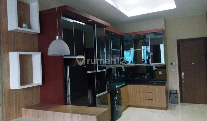 Disewakan Apartemen Residence 8 Senopati Lantai Tinggi Furnished 2