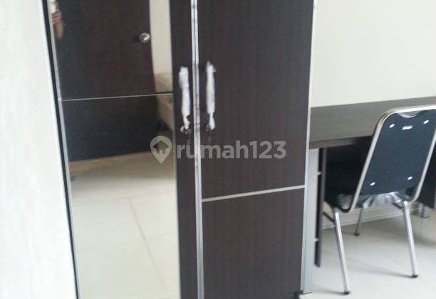 Disewakan Apartemen Cosmo Residence 1 Bathroom Lantai Tinggi Furnished 2