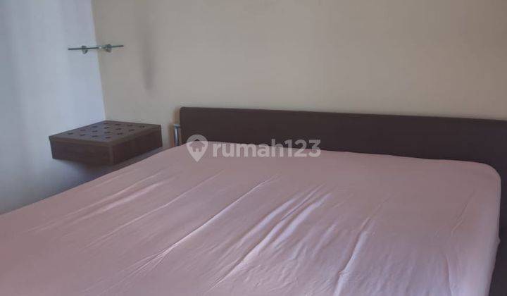 Disewakan Apartemen Cosmo Mansion 1 Bedroom Lantai Tinggi Furnished 2