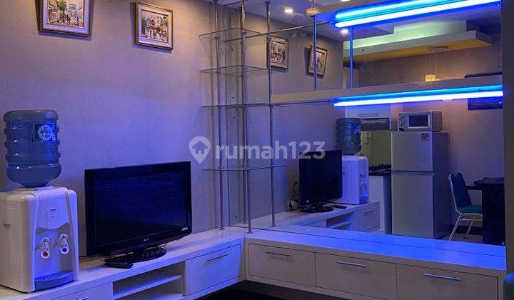 Disewakan Apartemen Cosmo Residence 1 Bedroom Lantai Tengah Furnished 1