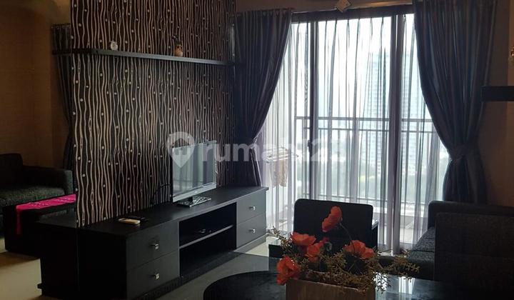 Sewa Apartemen Thamrin Residence 2 Bedroom Lantai Tengah