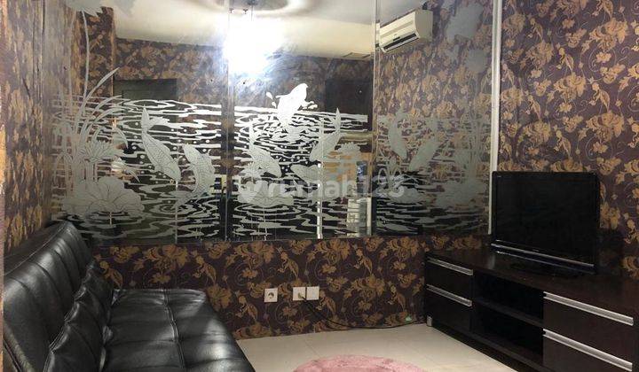 Sewa Apartemen Cosmo Mansion 1 Bedroom Lantai Tinggi 1