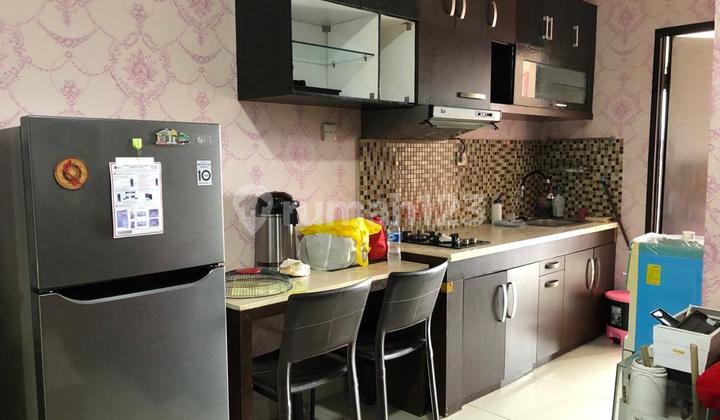 Disewakan Apartemen Cosmo Mansion 1 Bedroom Lantai Tinggi 2