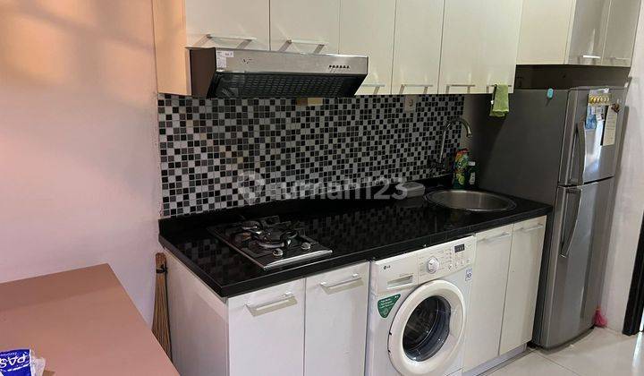 Disewakan Apartemen Cosmo Mansion 1 Bedroom Lantai Tinggi 2