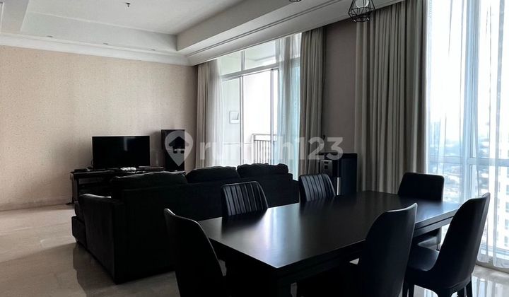 Rent Pakubuwono View Apartment 2 Bedroom Furnished South Jakarta