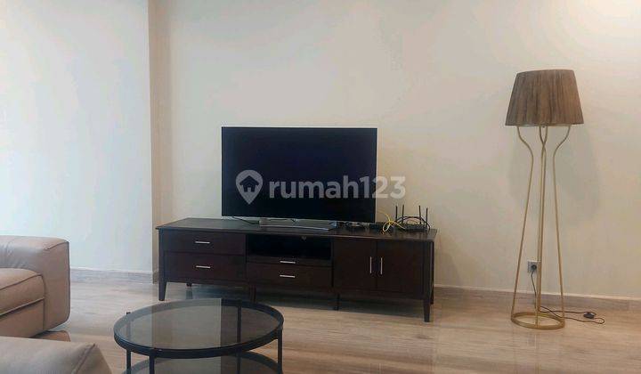 Apartemen 4 Kamar Tidur Furnished Bagus Mewah 2