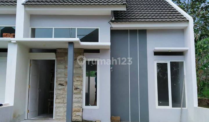 Rumah murah mewah di Cemorokandang kota Malang 1