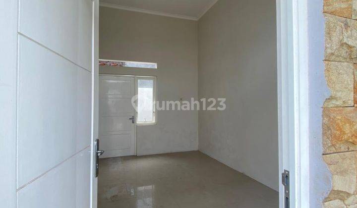 Rumah murah mewah di Cemorokandang kota Malang 4