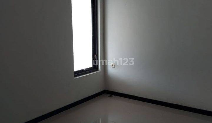 Rumah Modern Living Lokasi Dekat Kampus Dispenduk Malang 5