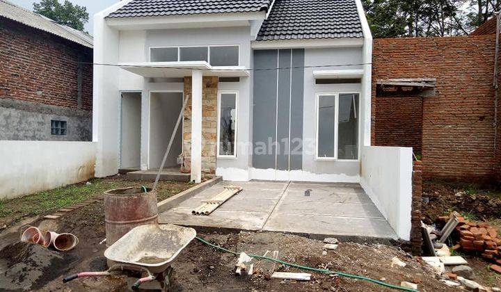Rumah murah mewah di Cemorokandang kota Malang 5