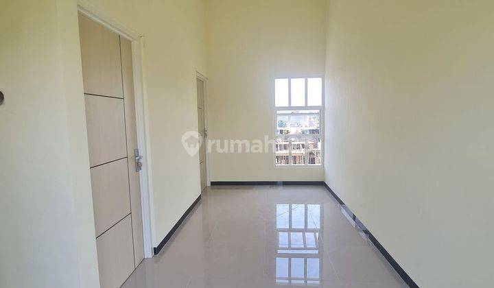 Rumah baru di Kota Malang dekat Terminal Hamid Rusdi 6