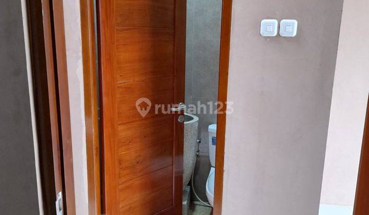Rumah Modern Siap Huni di Jl. Atletik Tasikmadu 7