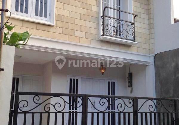Rumah Baguss... !!! Jual Cepat .. Siap Huni Lokasi Strategis Cocok Untuk Tempat Tinggal Dan Kantor Jarang Ada Rumah Bagus SHM di Tebet