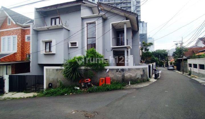 Rumah Bagus.. Siap Huni ... Jalan Besar Lokasi Stategis.. Cocok Untik Kantor Dan Tempat Tinggal 1