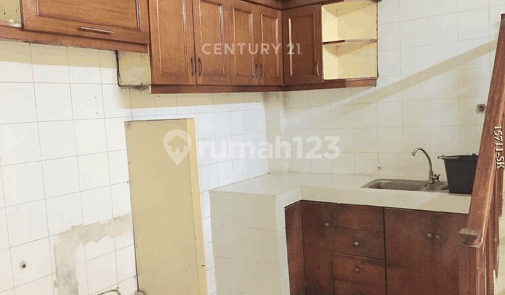 Dijual Rumah 2 Lantai di Jalan Cucur Bintaro Sektor 4 2