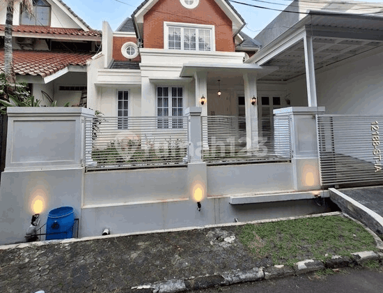 Di Jual Rumah Hommy Rapi Siap Huni di Sektor 3 Bintaro Jaya