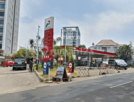 SPBU Besar Dgn Lokasi Yg Sangat Strategis Dgn Banyak Tenan