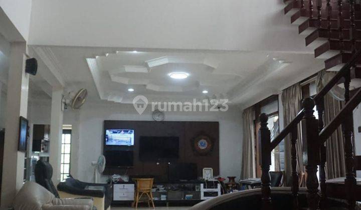 Rumah Di Jalan Utama Kota Semarang Untuk Perkantoran Gedung Bertingkat 1