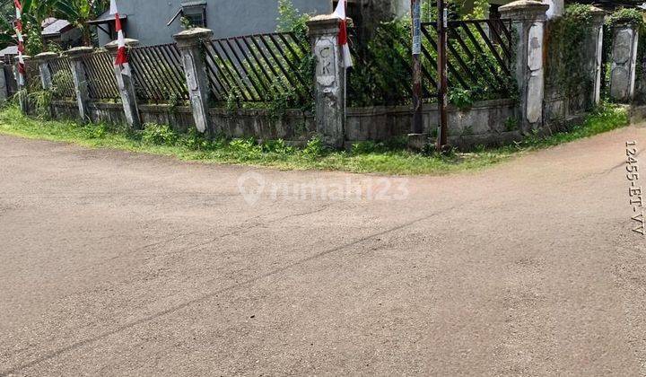 Rumah Hitung Tanah Di Hook Di Cluster Di Ciputat 2