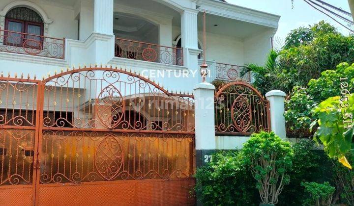 Dijual Rumah Strategis Di Kebayoran Lama 1