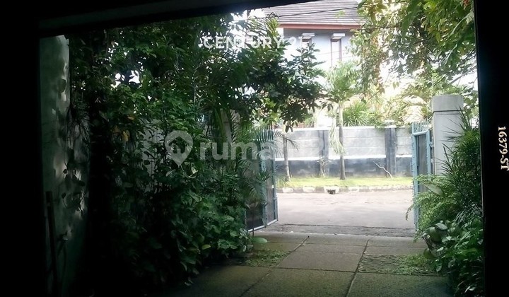 Dijual Rumah dengan Lokasi Strategis di Sektor 7 Bintaro