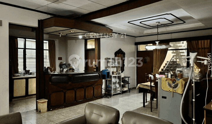 For Sale, Suitable House for Town House/Kost, Location in Ulujami. 2