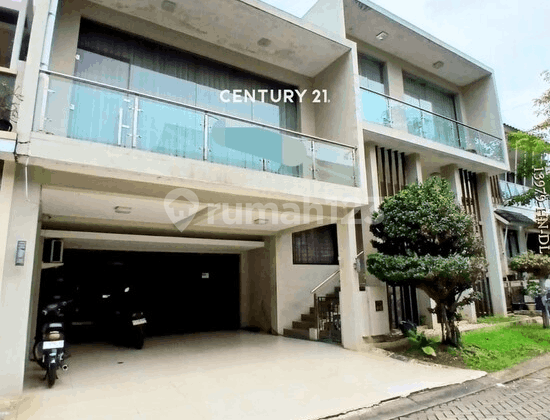 Rumah Semi Furnished Siap Huni di Kebayoran Bintaro