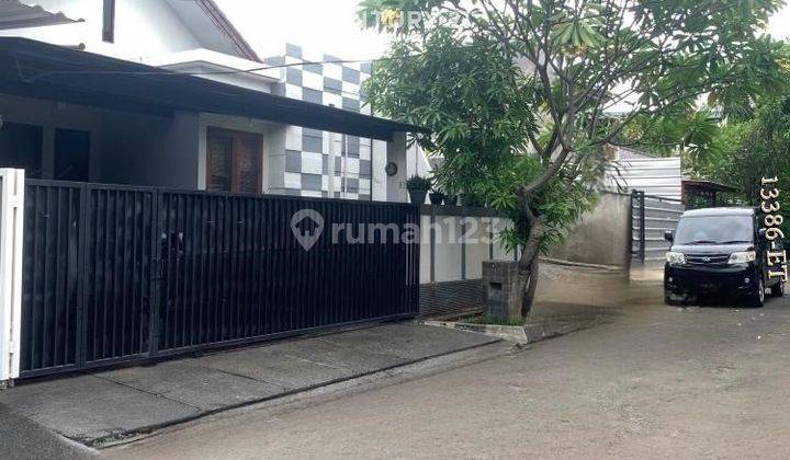 Rumah Rapi Dijual Di Lokasi Sangat Strategis Di Tanjung Barat 1