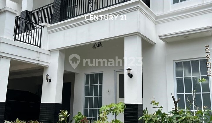 Rumah Design American Classic Dijual Di Kebayoran Residence 1